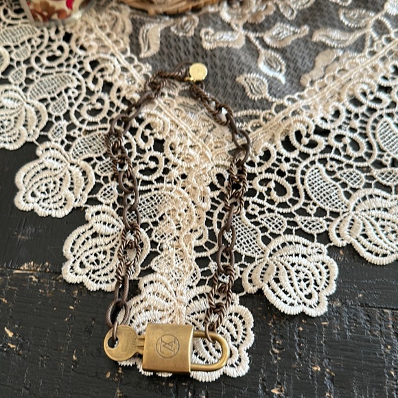 Lock Enc Keychain Jewelry | 197s Lv Lock And Key 1980s Chain Brass | Poshmark